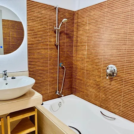 Altos De Ii Apartment Vera
